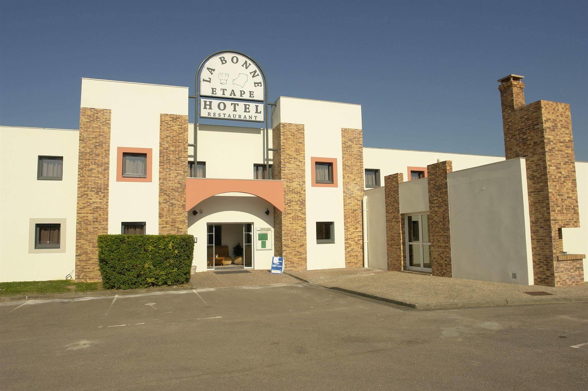 Brit Hotel La Bonne Etape Evreux Exterior photo
